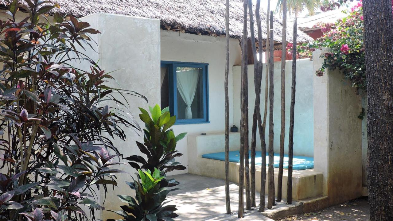 Paje By Night Bungalows Buitenkant foto