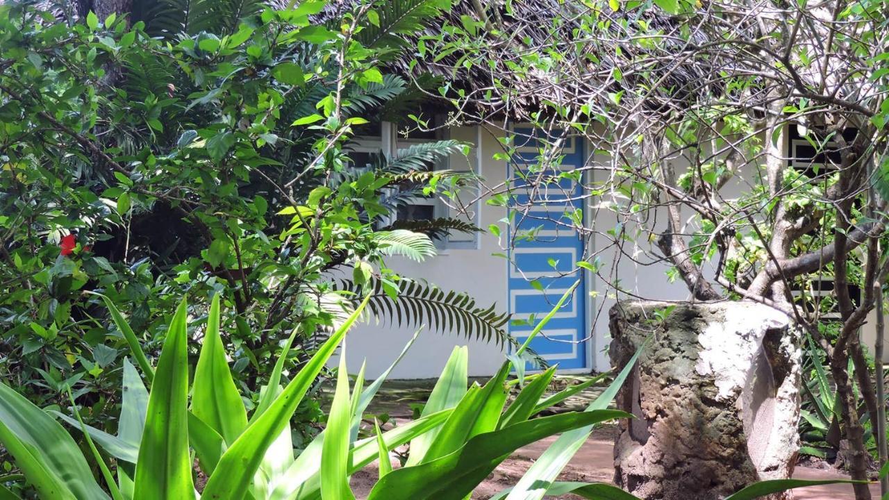 Paje By Night Bungalows Buitenkant foto